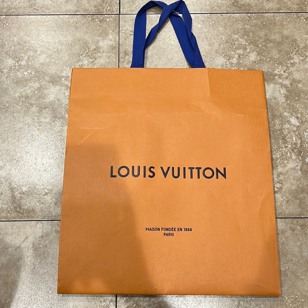 LV Louis Vuitton authentic gift bag